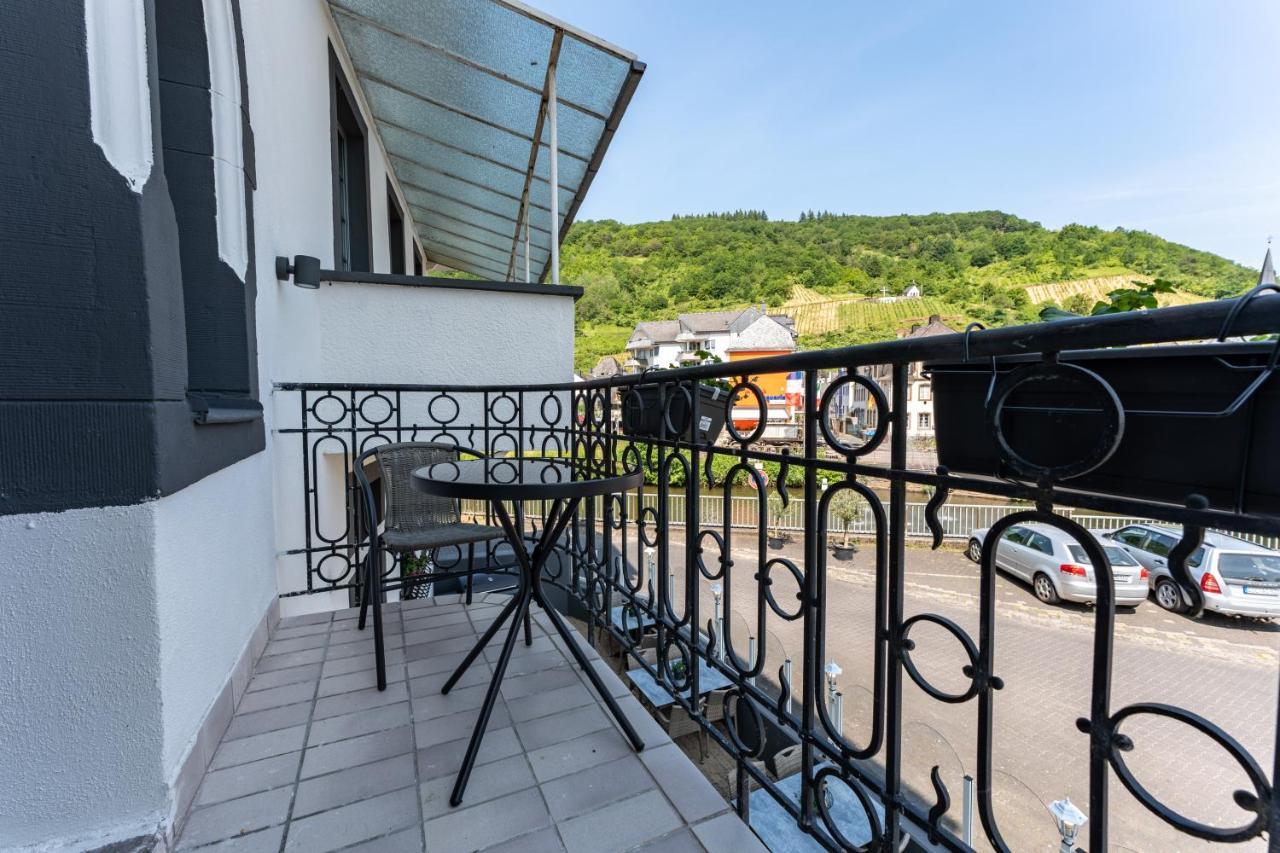 Moselresidenz Bellevue Alf Apartment Moselblick Bagian luar foto